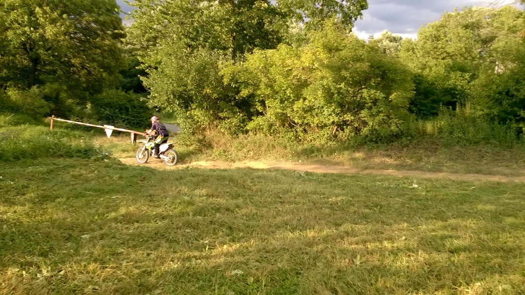 WP_20150728_18_35_38_Pro (1024x576)