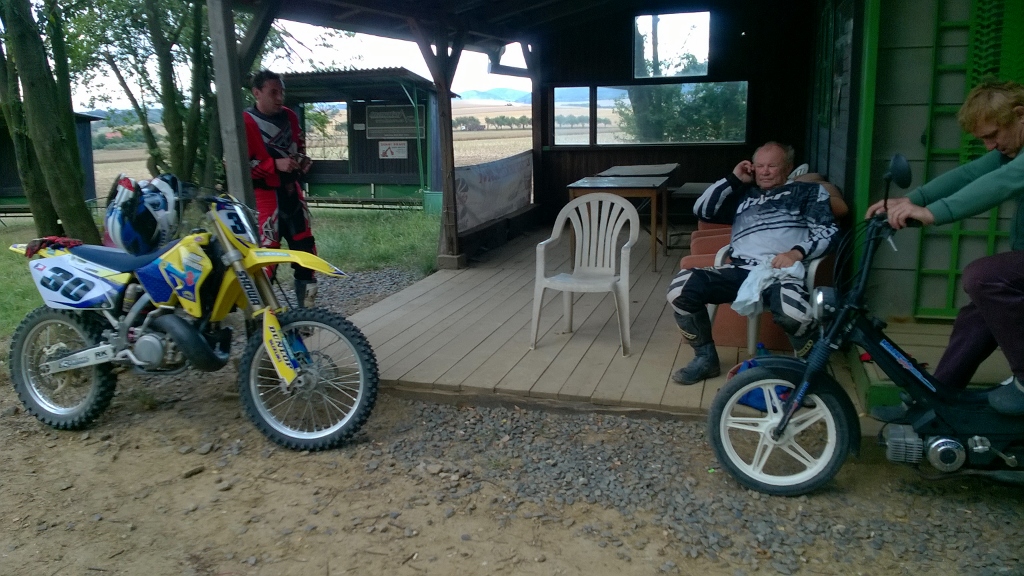 WP_20150729_18_30_44_Pro (1024x576)